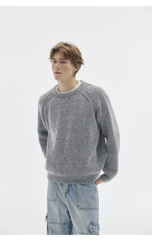 VELMORA - Clean Sweater